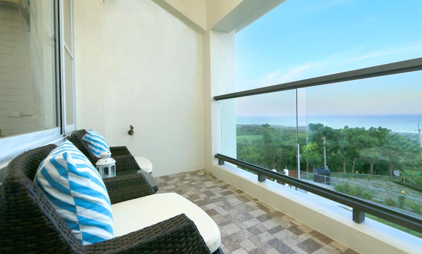 Coastline Azure B&B Donghe Exterior foto
