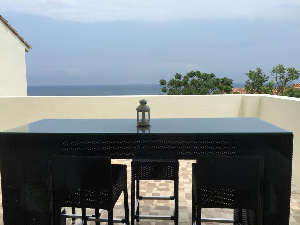 Coastline Azure B&B Donghe Exterior foto
