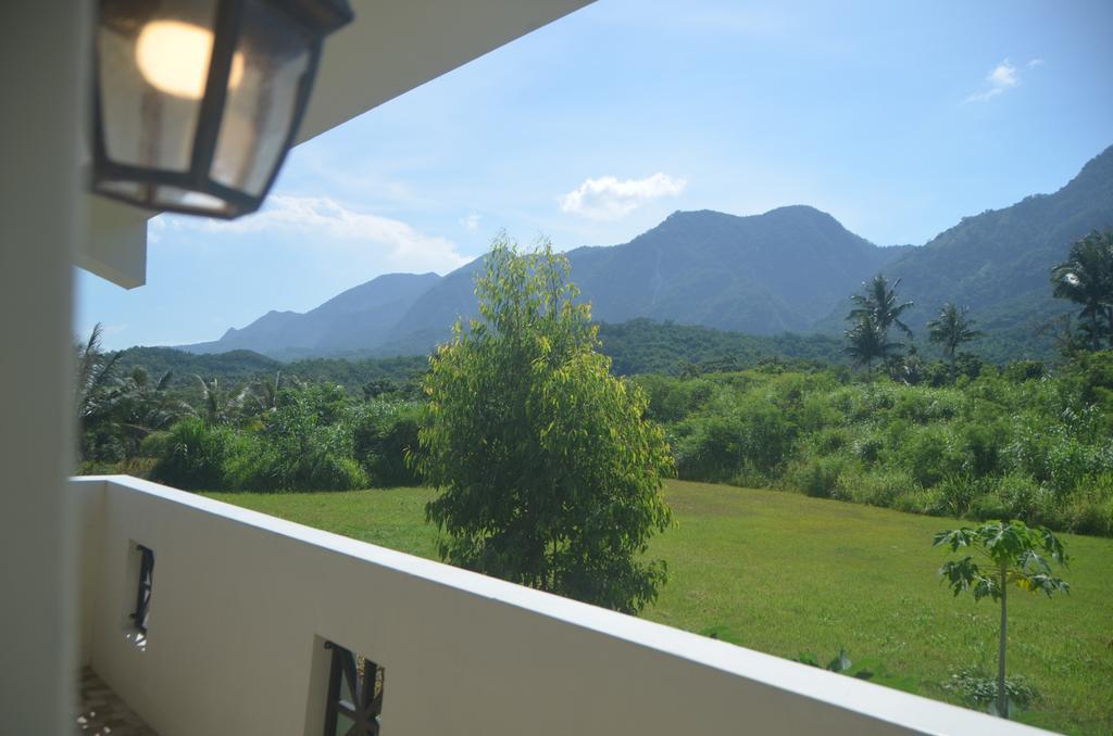 Coastline Azure B&B Donghe Exterior foto