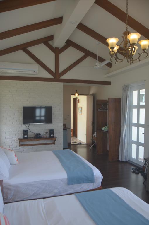 Coastline Azure B&B Donghe Exterior foto