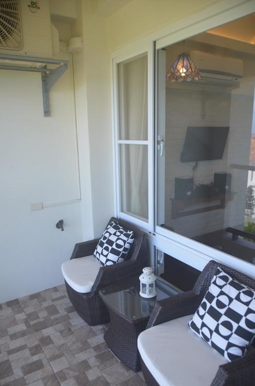 Coastline Azure B&B Donghe Exterior foto