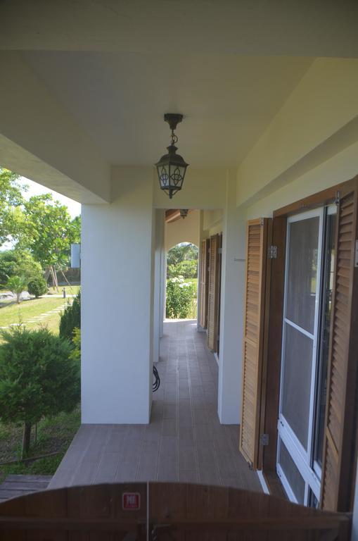 Coastline Azure B&B Donghe Exterior foto